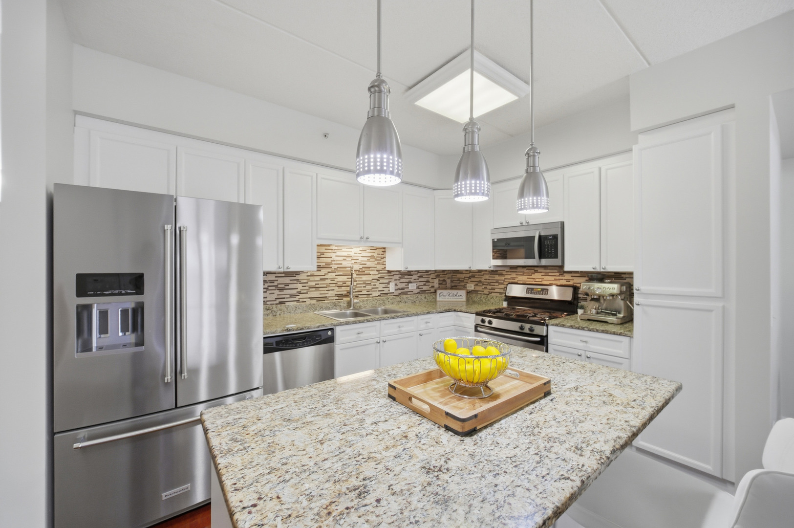 799 Graceland Avenue #404A, Des Plaines, IL 60016