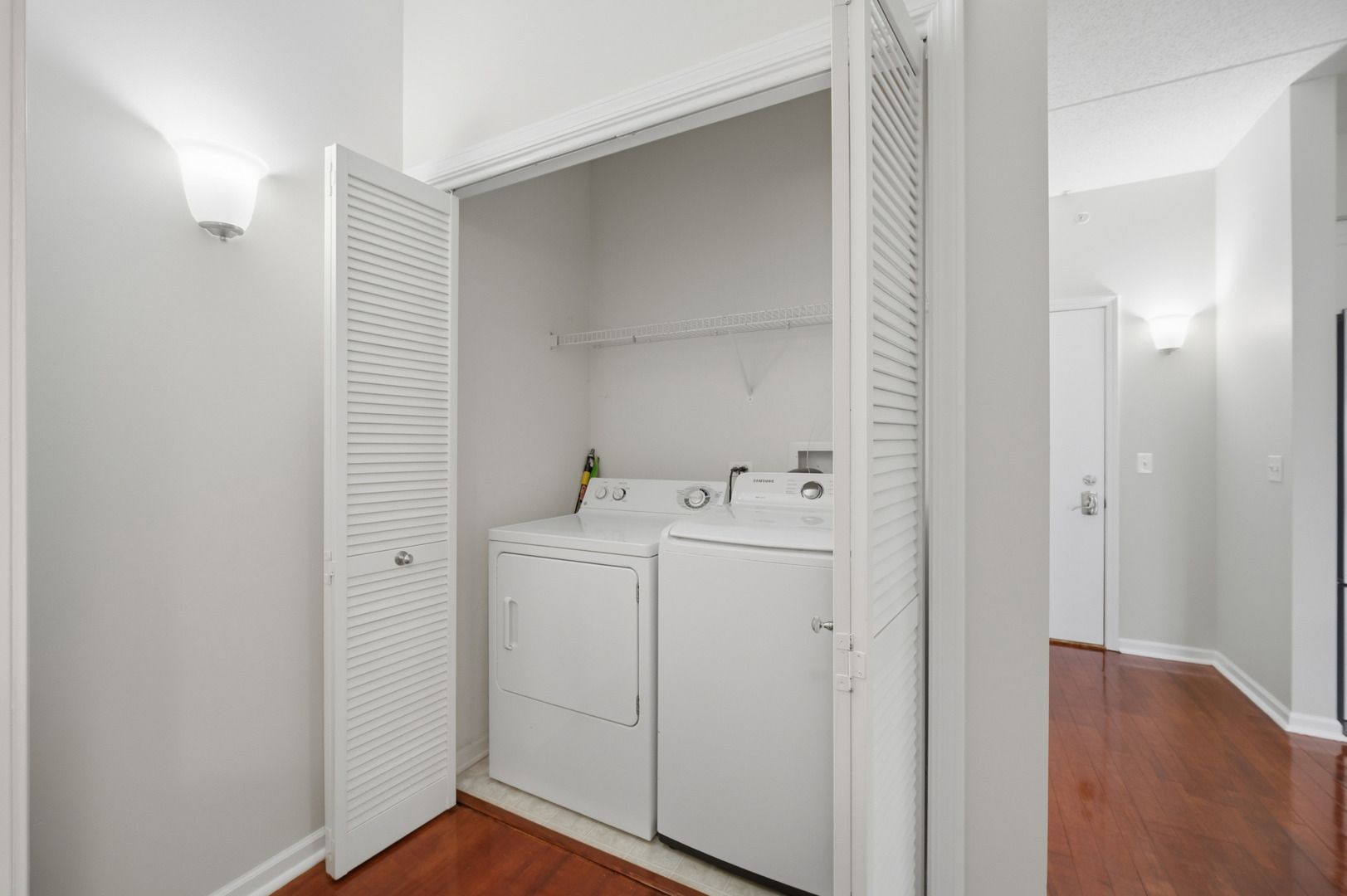 799 Graceland Avenue #404A, Des Plaines, IL 60016