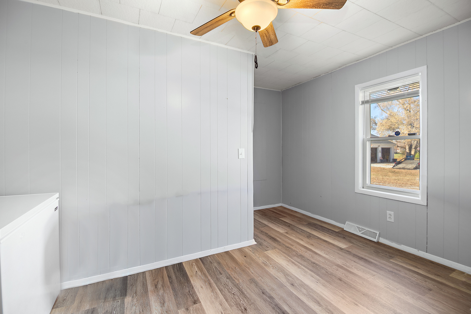 907 N Virginia Street, Watseka, IL 60970