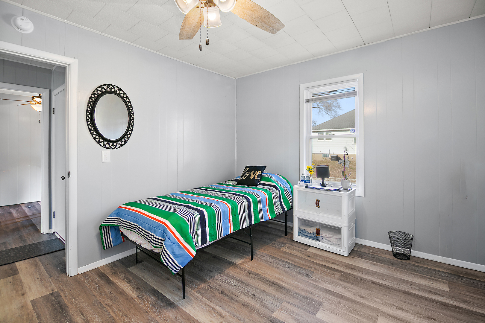 907 N Virginia Street, Watseka, IL 60970