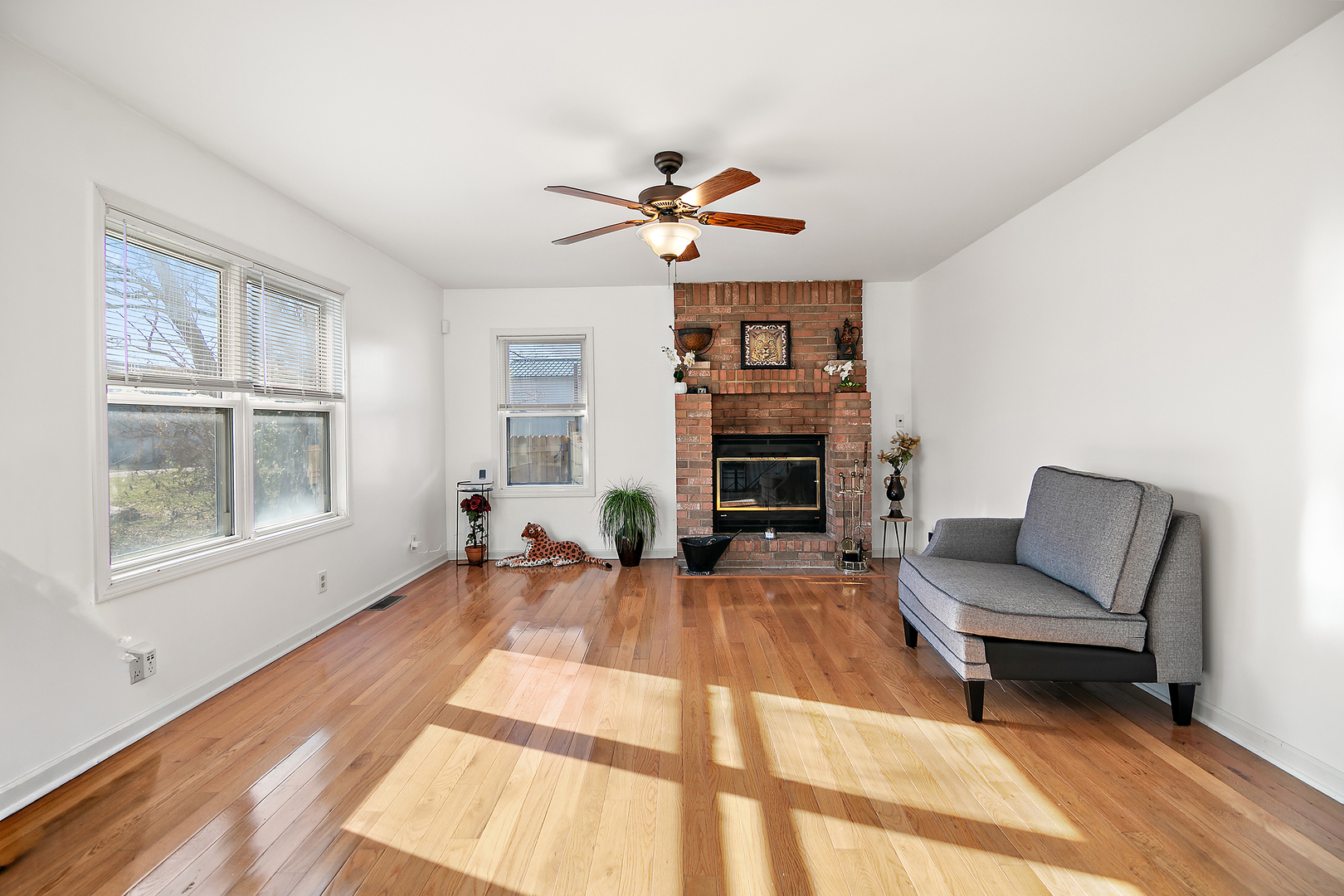 907 N Virginia Street, Watseka, IL 60970