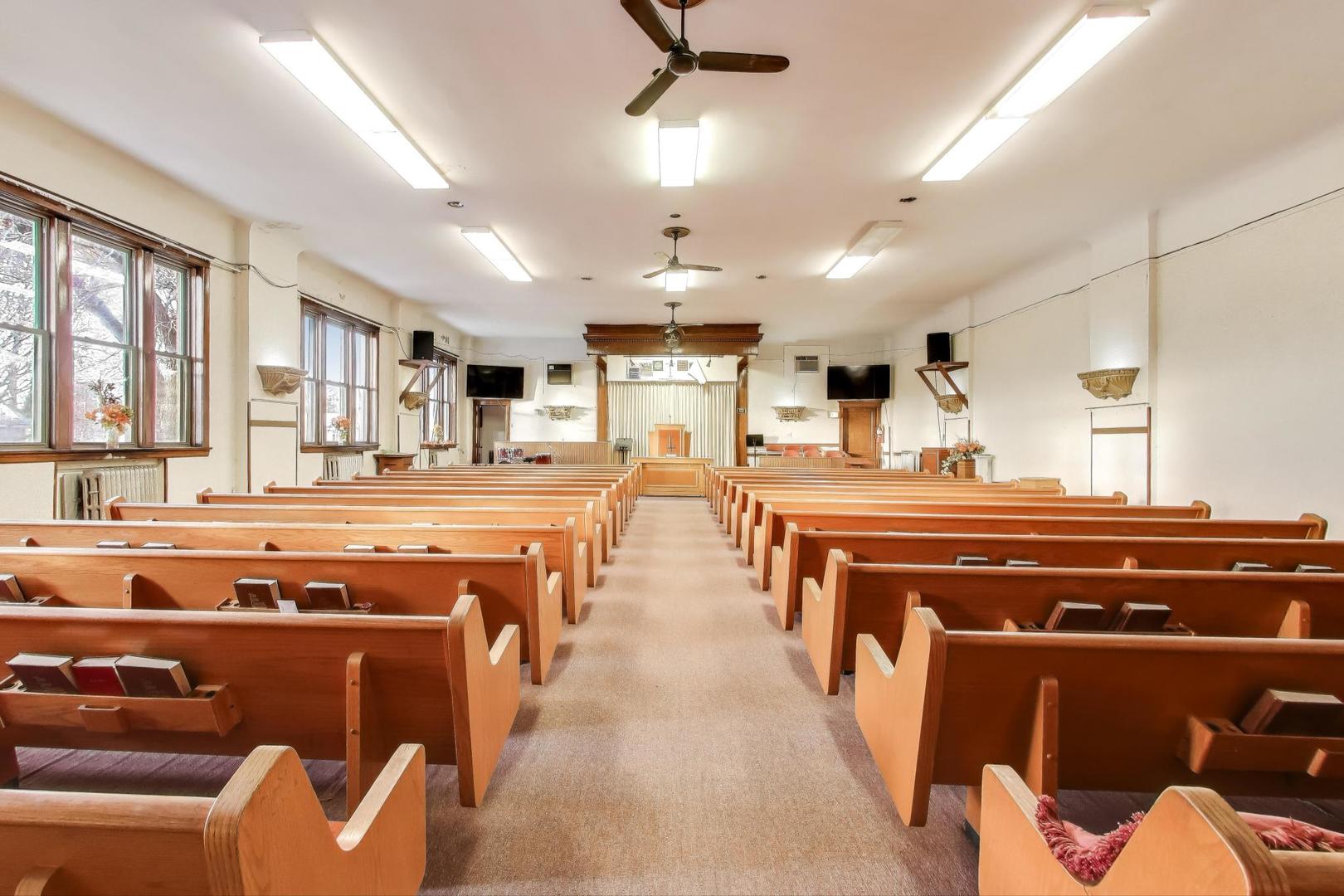 1002 E 75th Street, Chicago, IL 60619