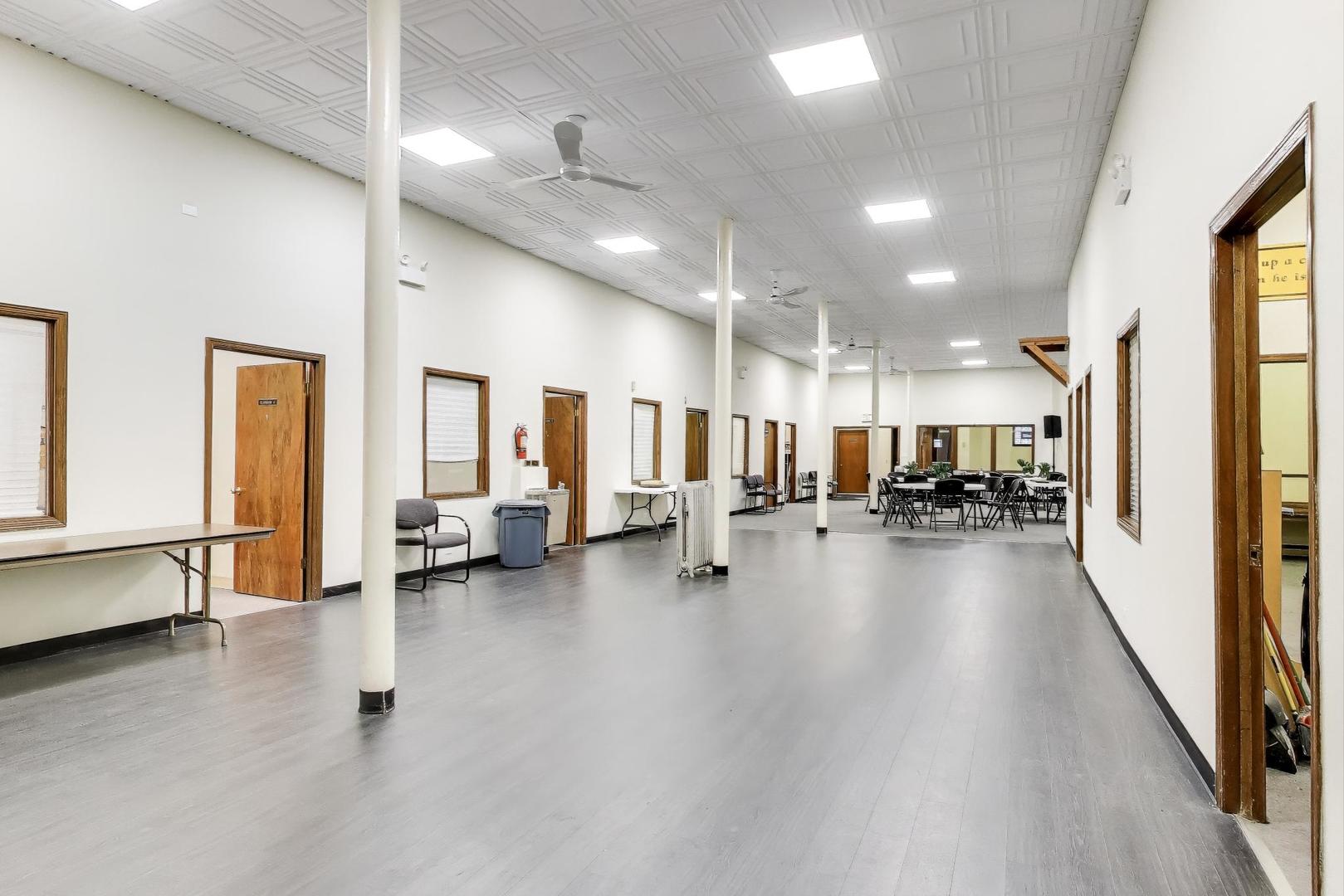 1002 E 75th Street, Chicago, IL 60619