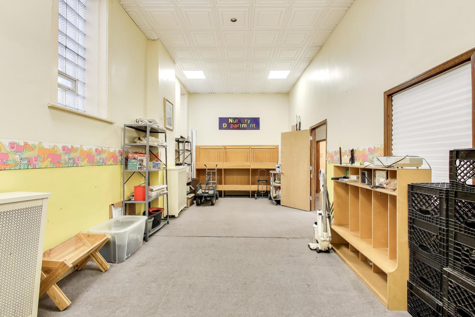 1002 E 75th Street, Chicago, IL 60619