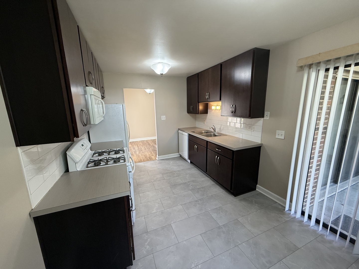 Schaumburg, IL 60193