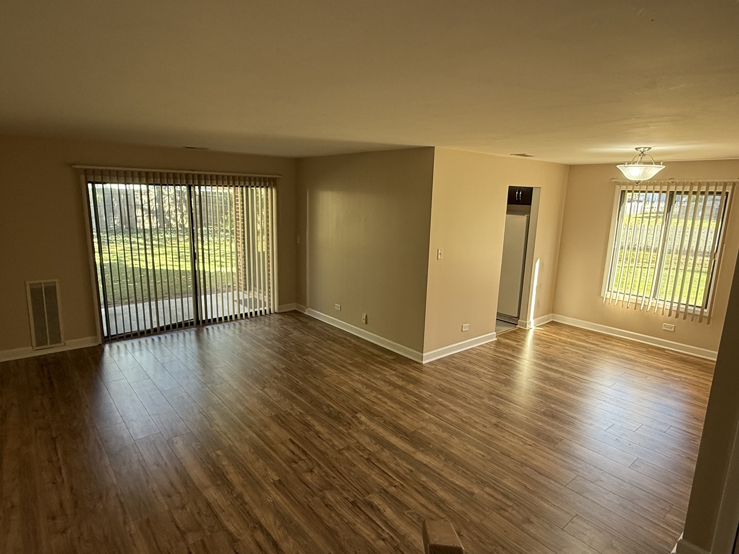 Schaumburg, IL 60193