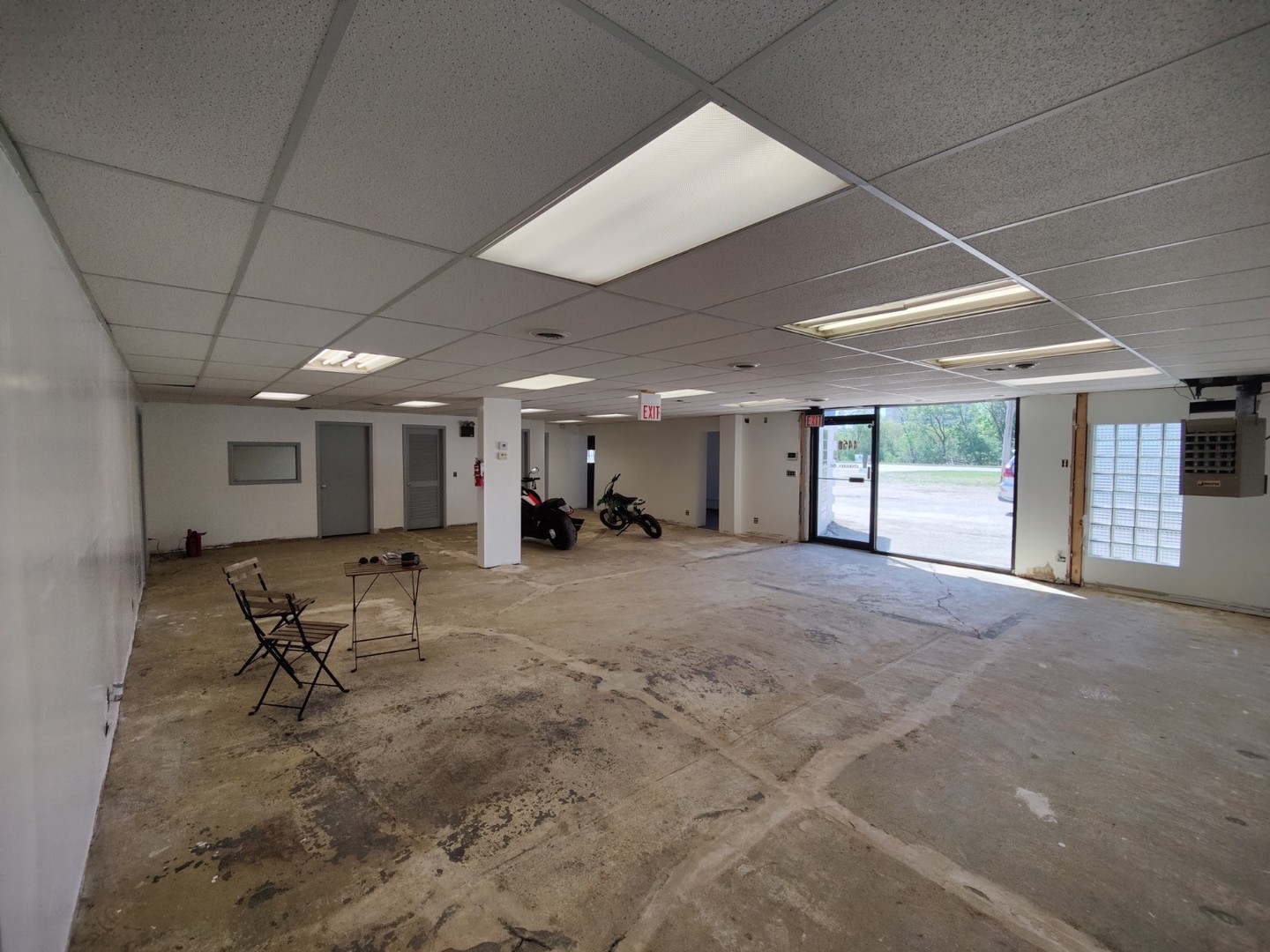 4450 Bull Valley Road #A, McHenry, IL 60050