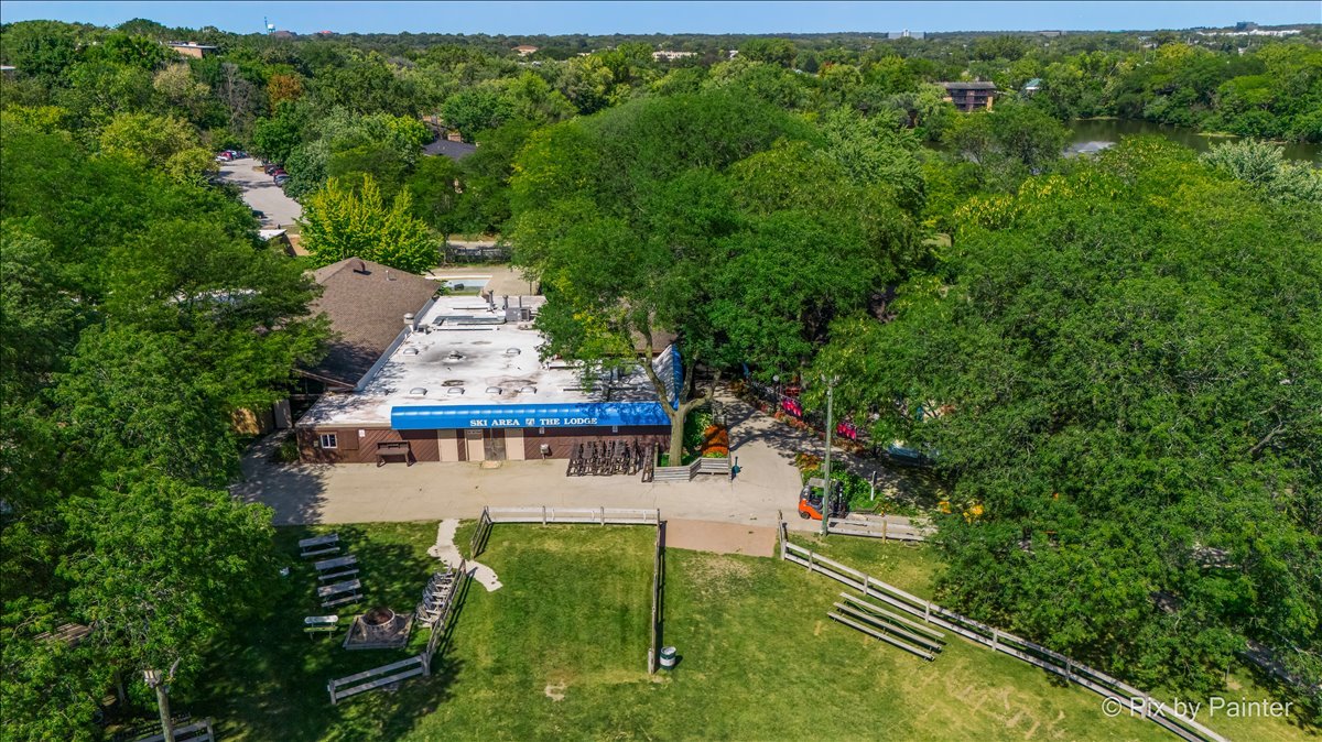 5820 Oakwood Drive #1a, Lisle, IL 60532