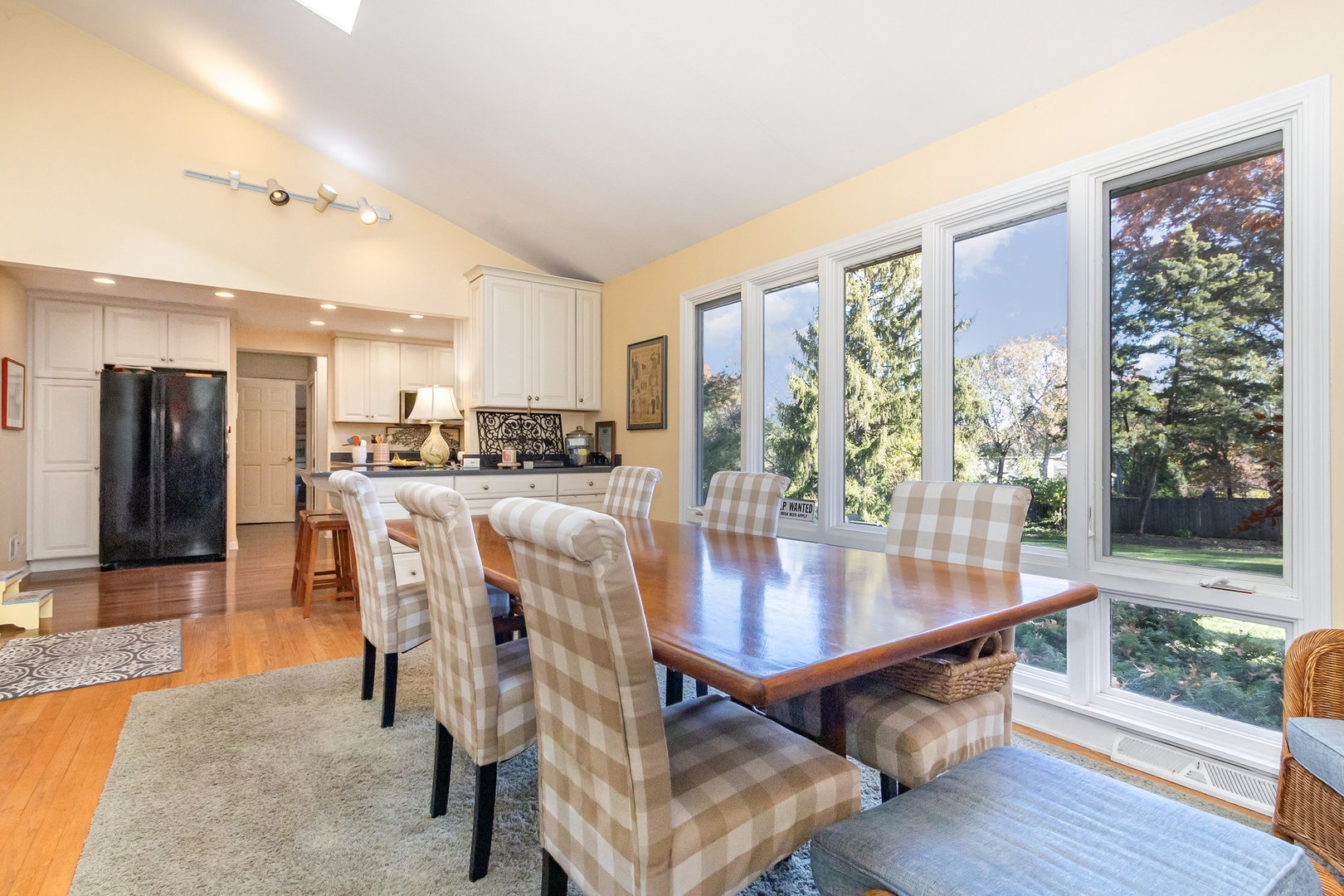 5735 Dearborn Parkway, Downers Grove, IL 60516