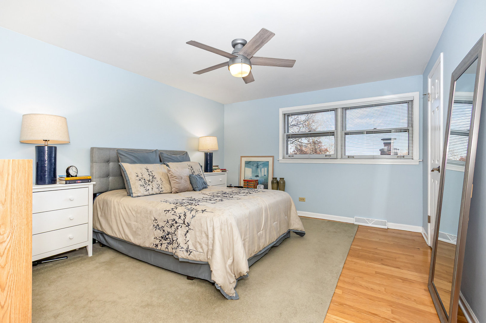 5735 Dearborn Parkway, Downers Grove, IL 60516