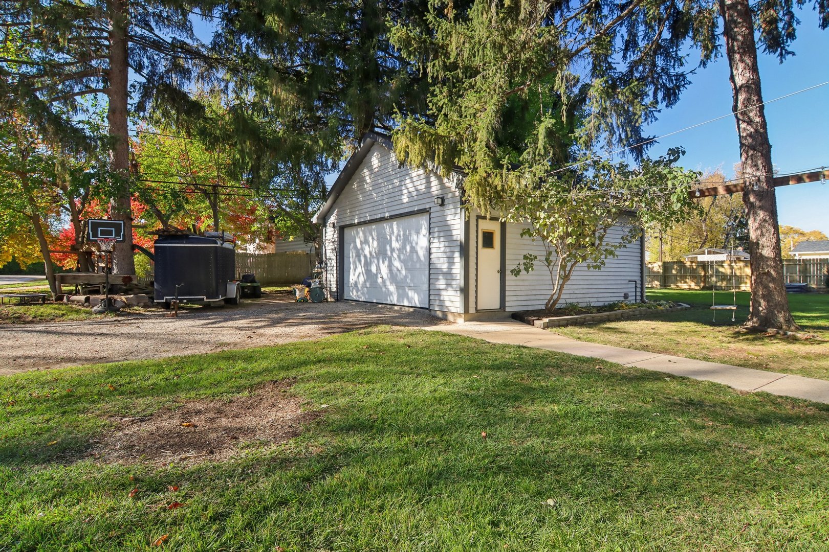 390 N Garfield Boulevard, Grayslake, IL 60030