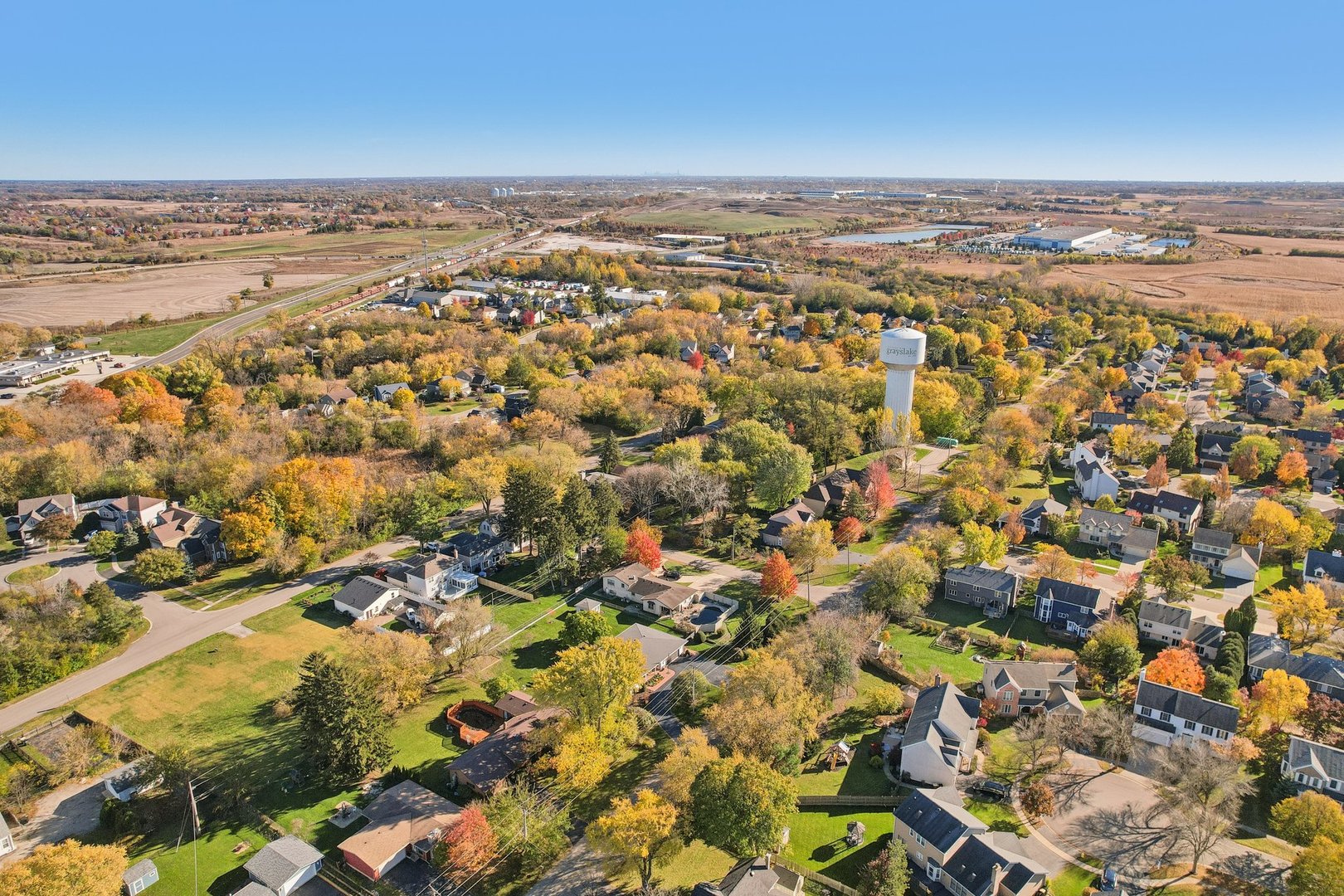 390 N Garfield Boulevard, Grayslake, IL 60030