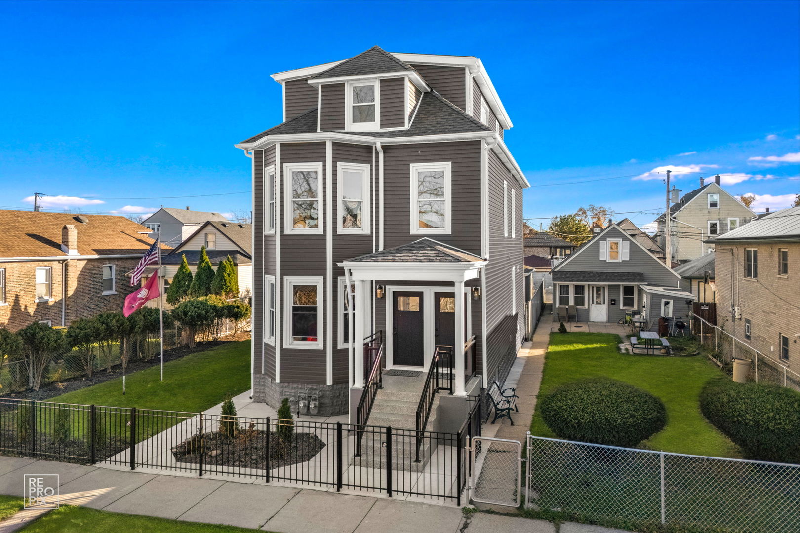 7539 W 61st Street, Summit, IL 60501