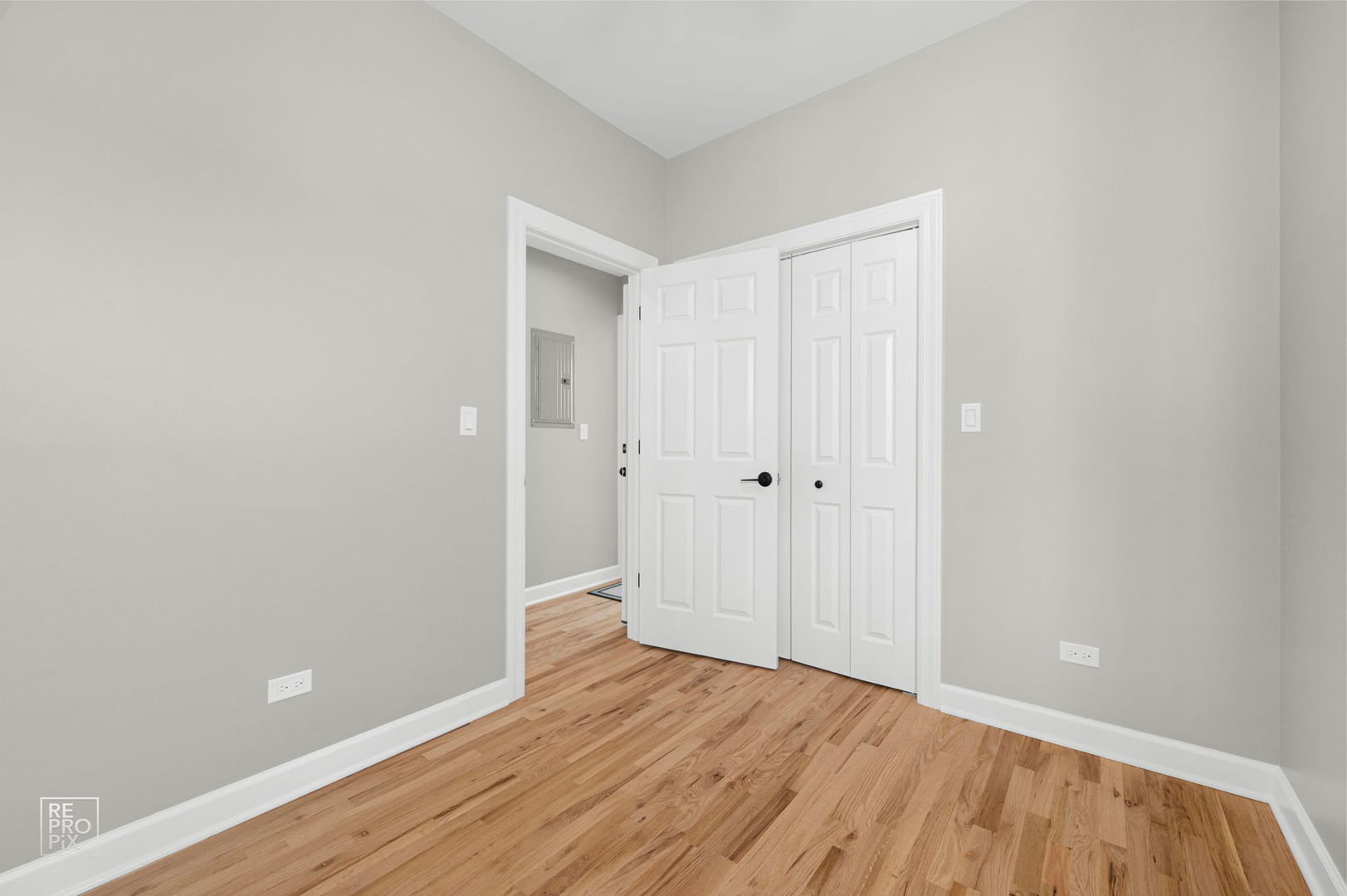 7539 W 61st Street, Summit, IL 60501