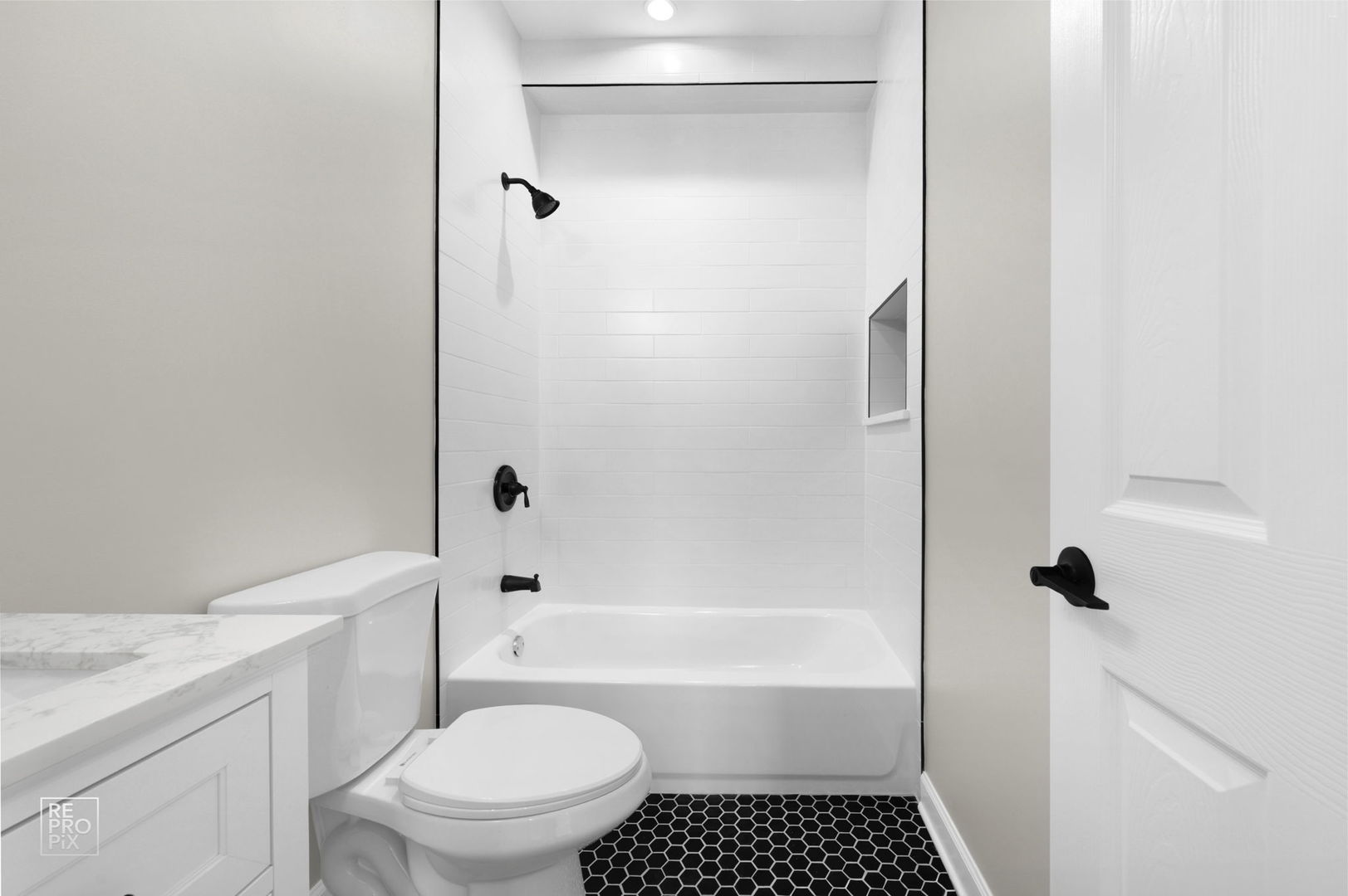 7539 W 61st Street, Summit, IL 60501