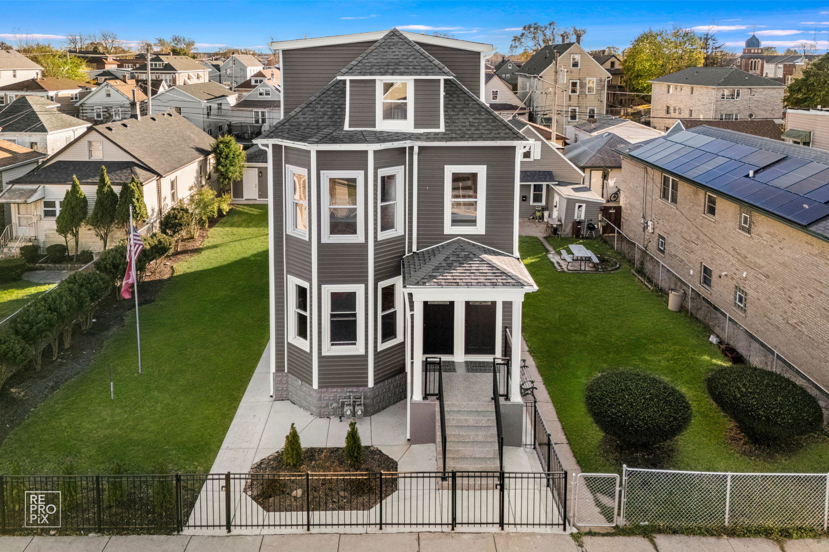 7539 W 61st Street, Summit, IL 60501