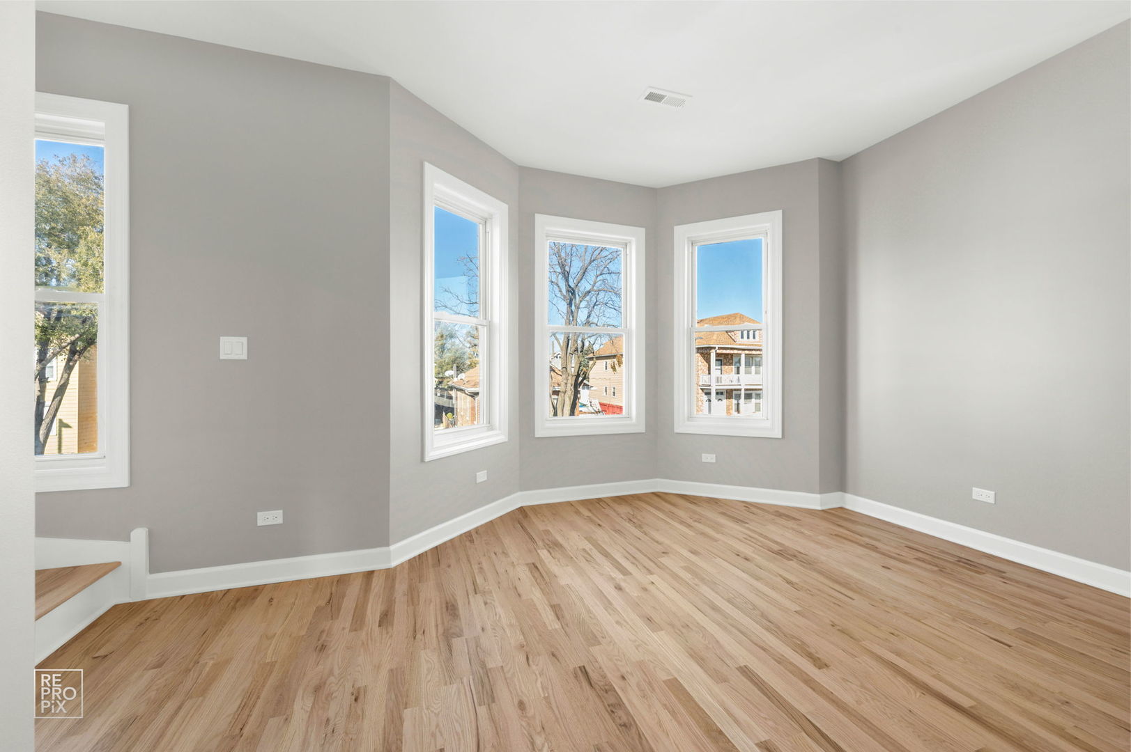 7539 W 61st Street, Summit, IL 60501