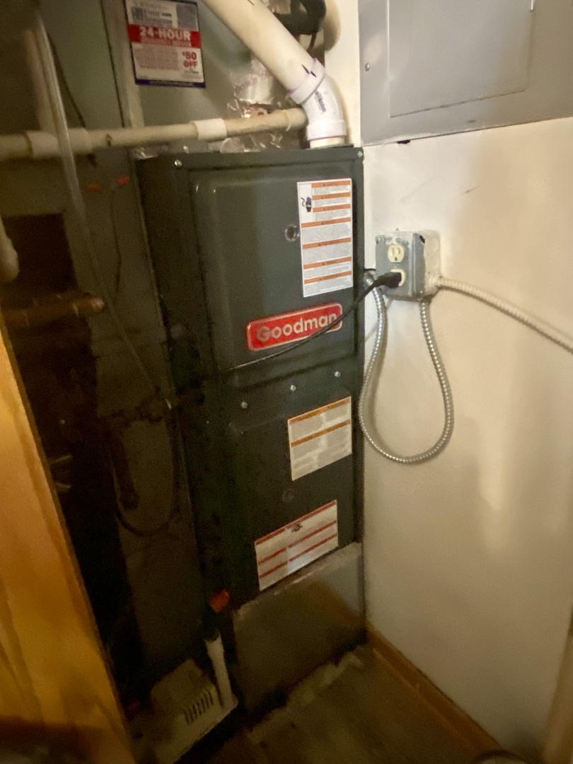 1105 E Division Street #1B, Lockport, IL 60441