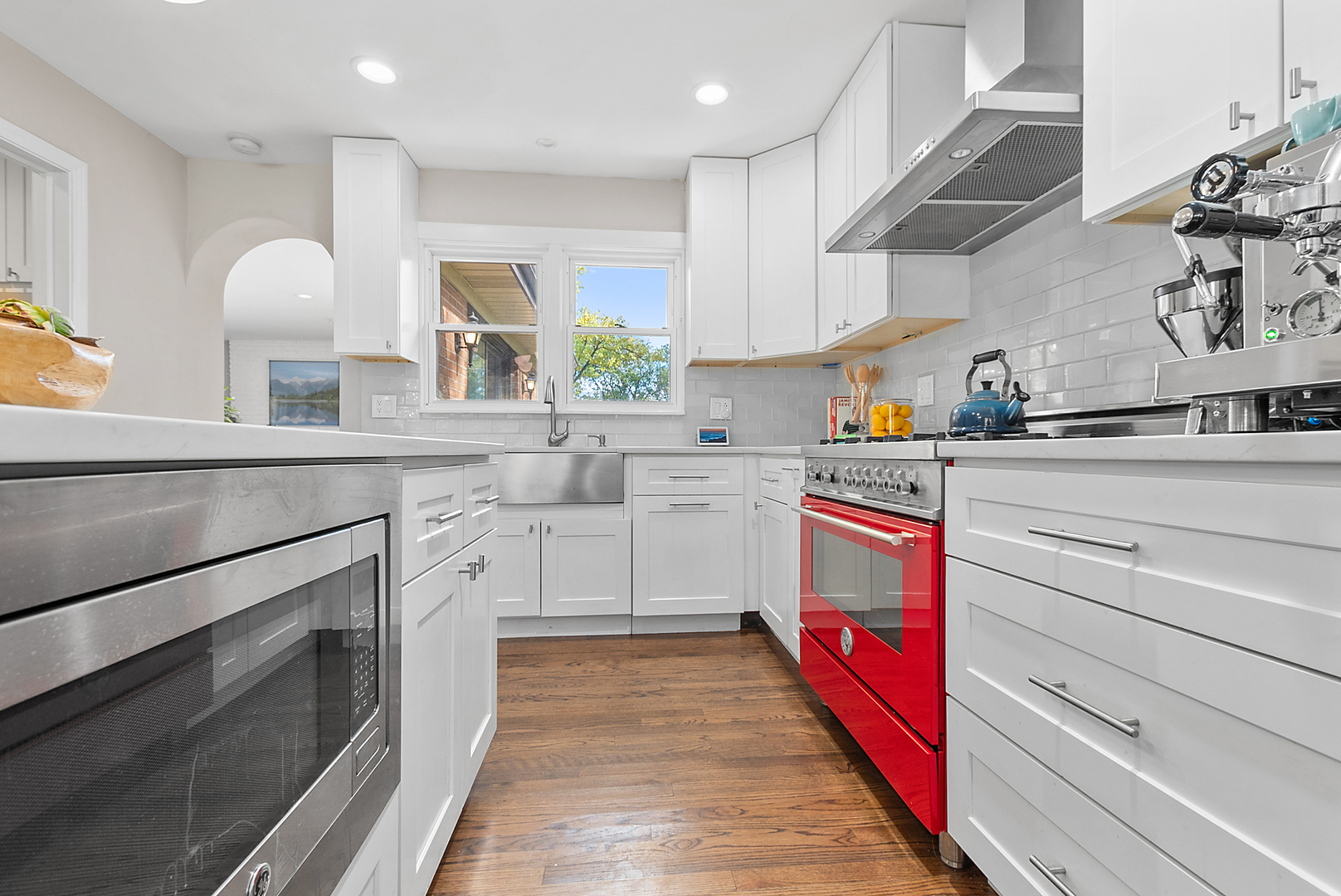 6221 Linden Lane, La Grange Highlands, IL 60525