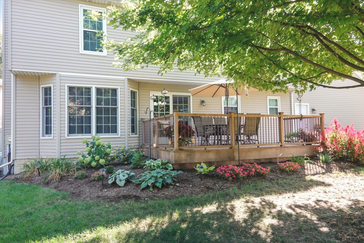 1505 Paddington Drive, Bloomington, IL 61704