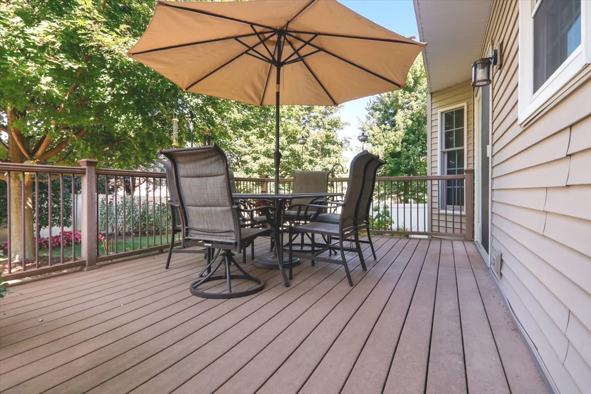 1505 Paddington Drive, Bloomington, IL 61704