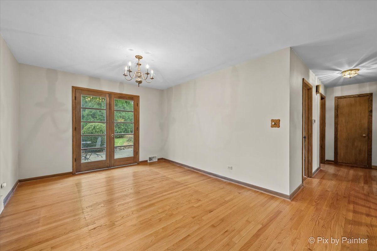 17 N Wildwood Drive, Prospect Heights, IL 60070