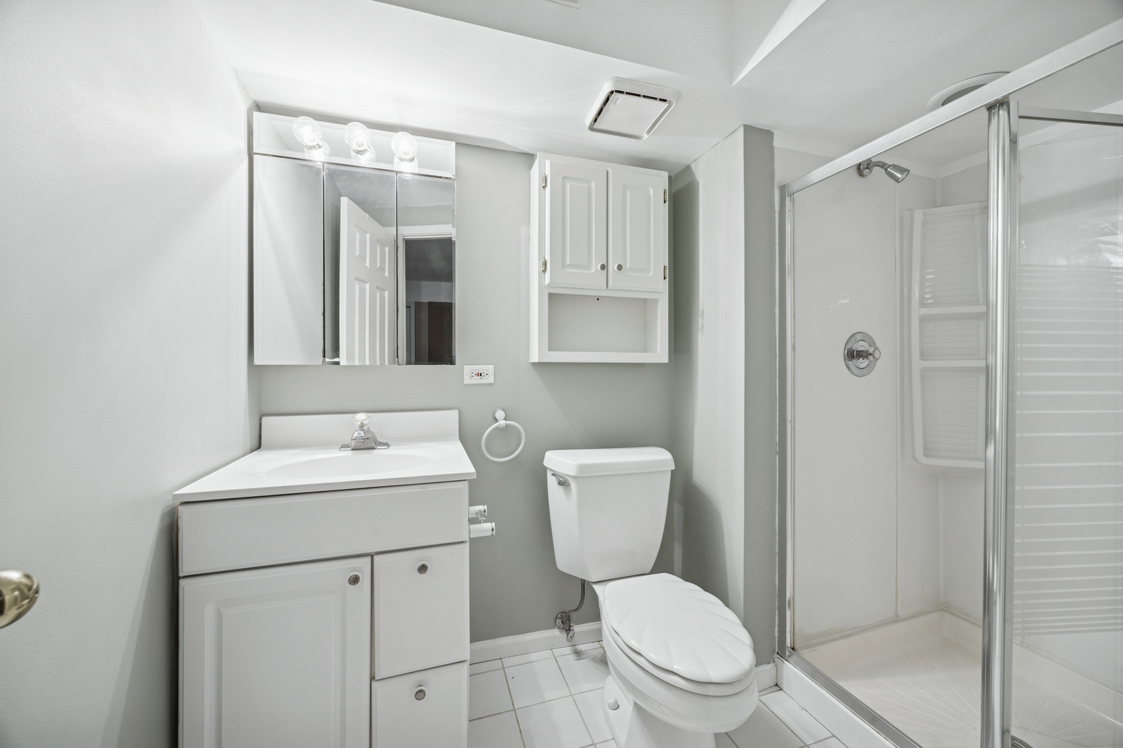 11152 Indian Woods Drive, Indian Head Park, IL 60525