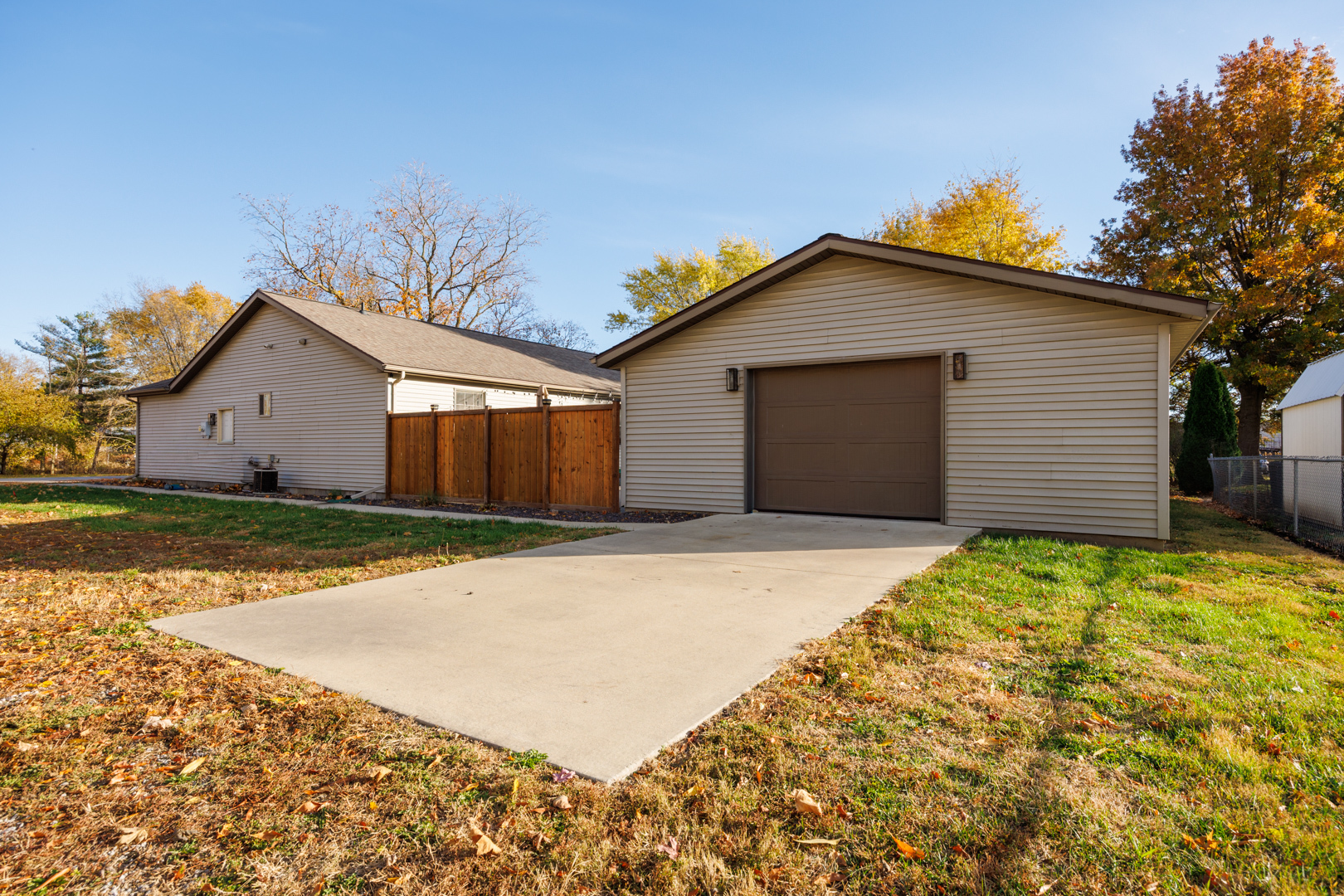 303 S Madison Street, Towanda, IL 61776