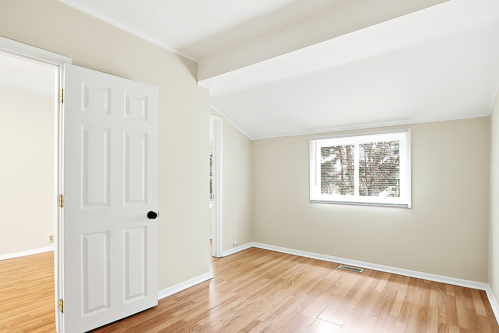 6053 248th Avenue, Salem, WI 53168