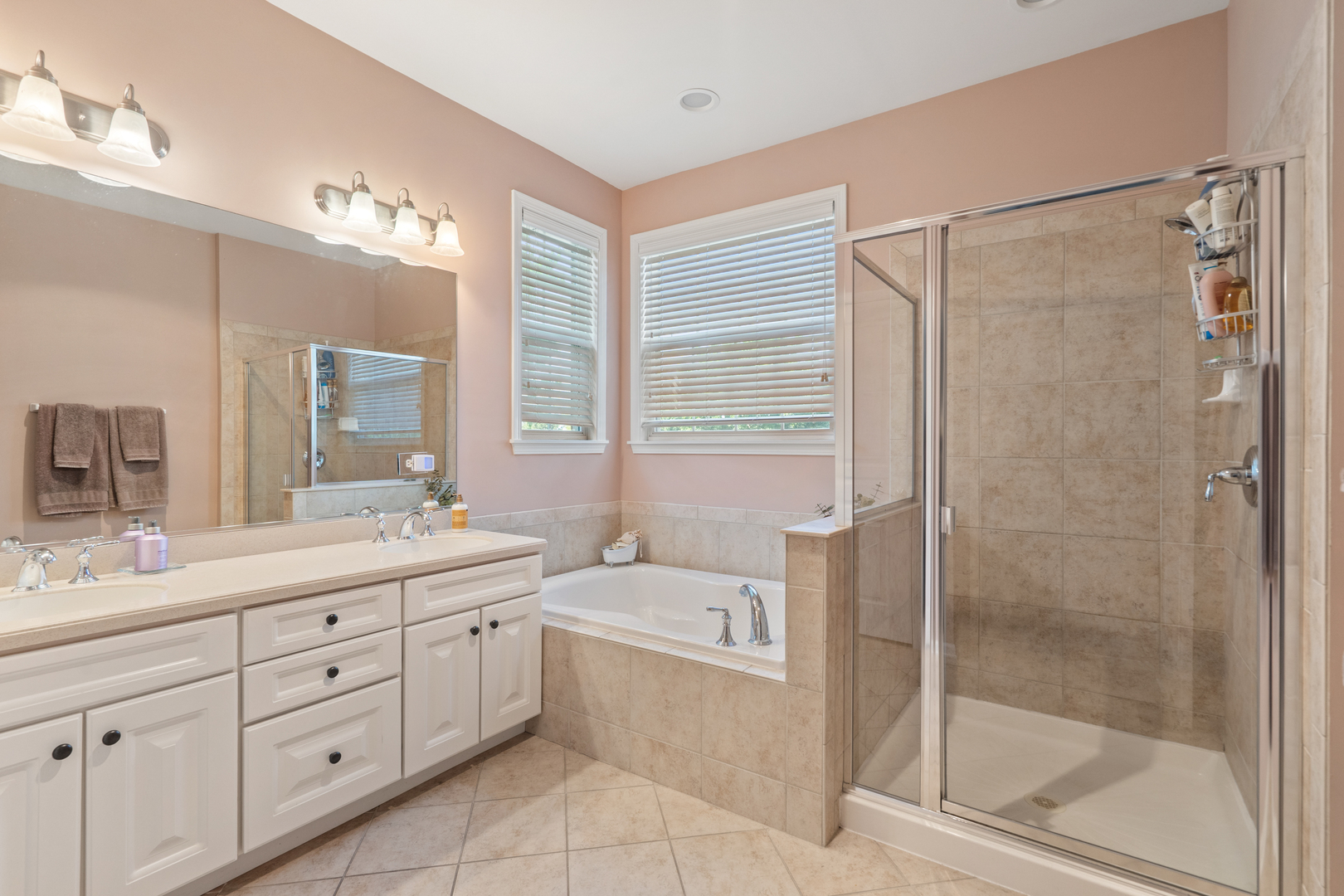 2904 Portage Street, Naperville, IL 60564