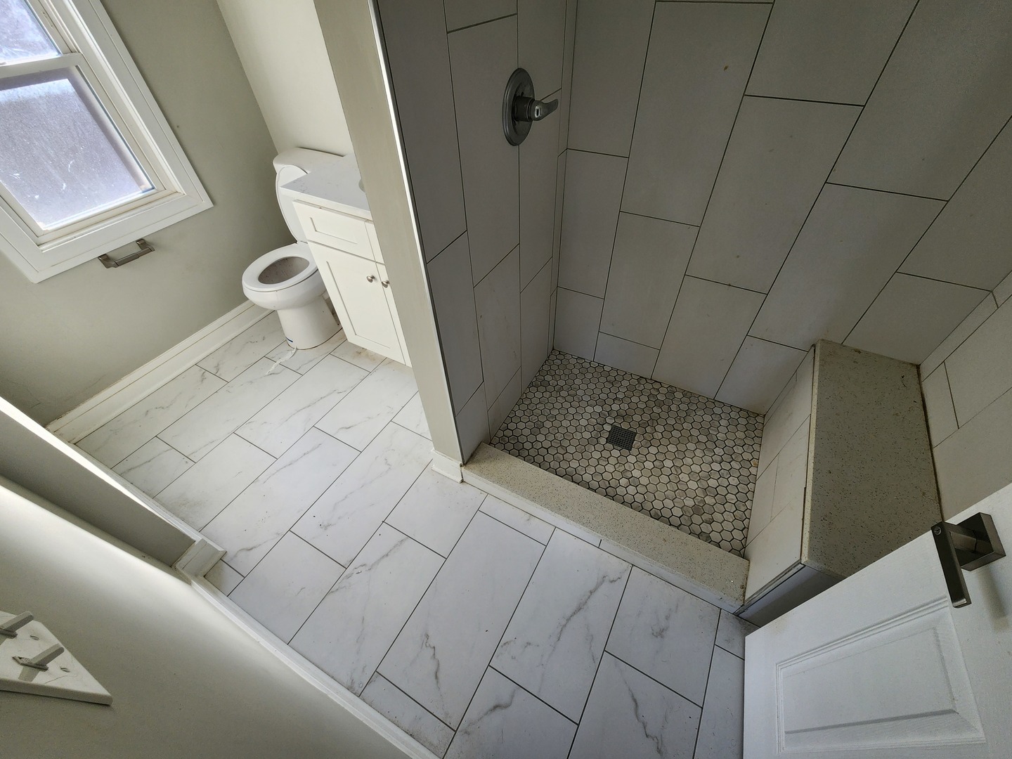 9350 S MANISTEE Avenue, Chicago, IL 60617