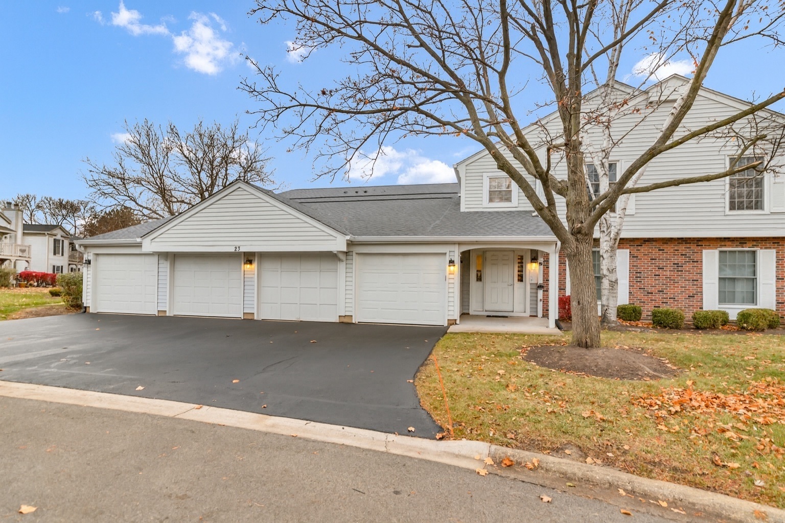 23 Glencoe Court #202-B, Naperville, IL 60565