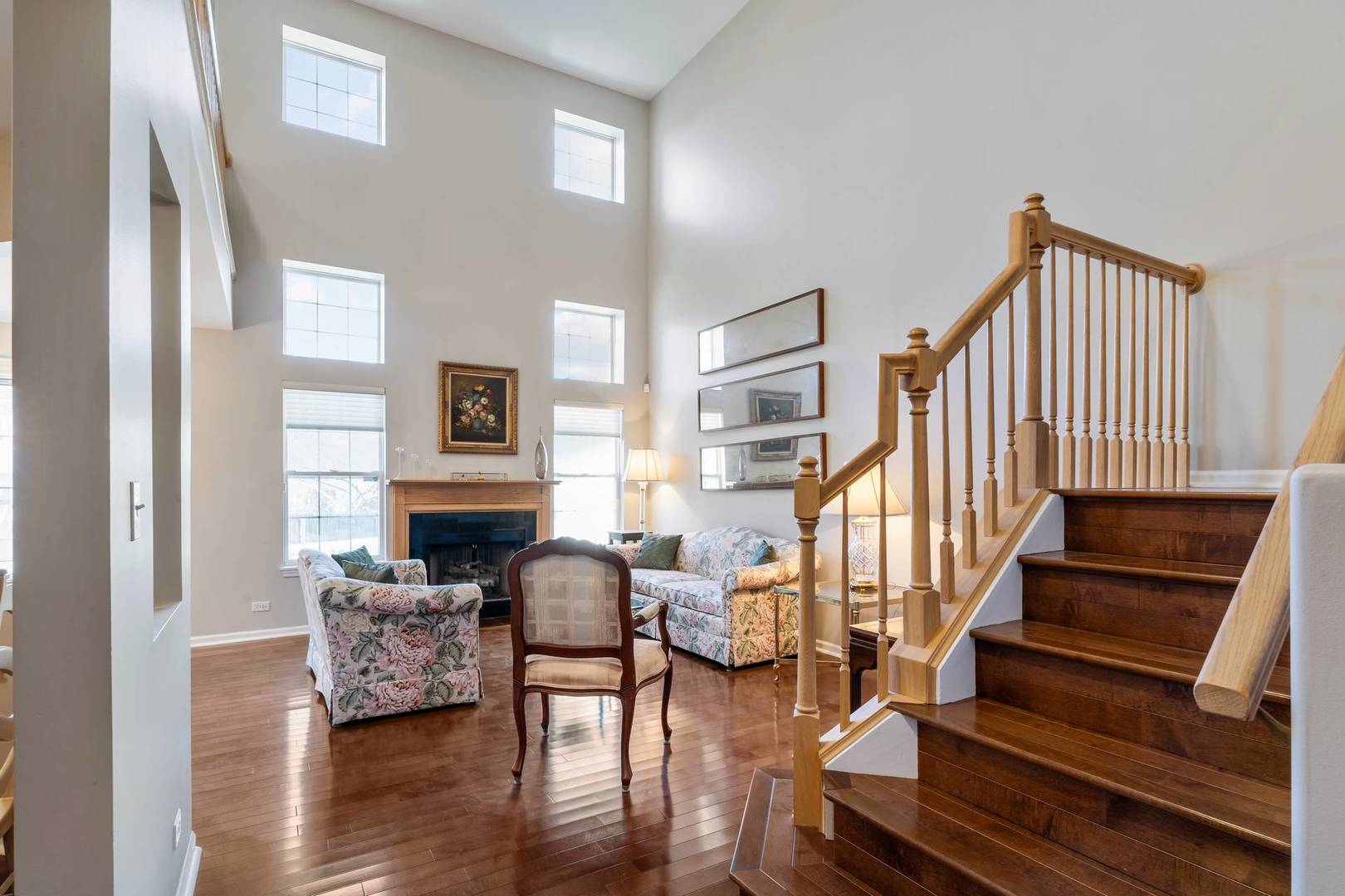 232 Manor Drive, Buffalo Grove, IL 60089