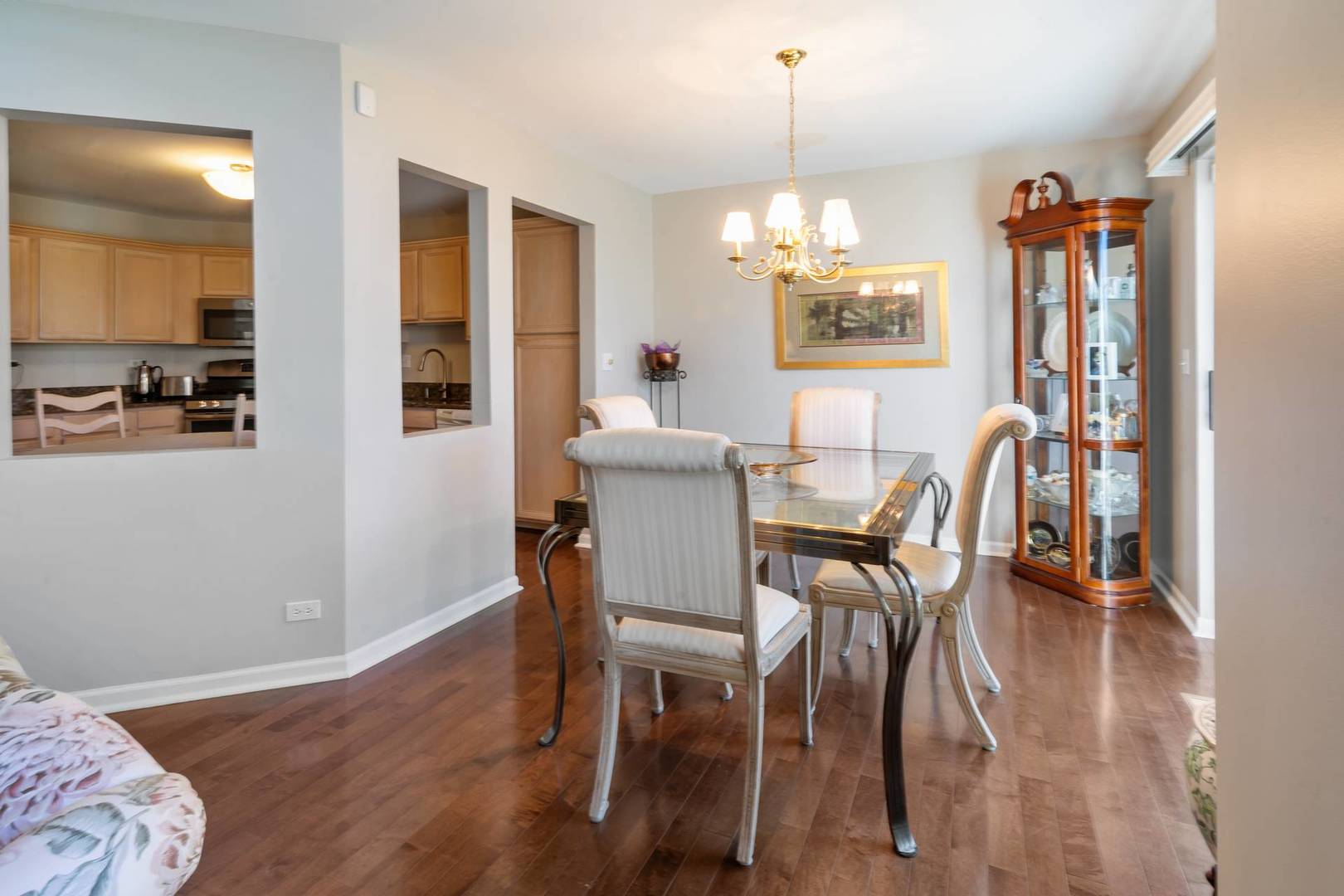 232 Manor Drive, Buffalo Grove, IL 60089