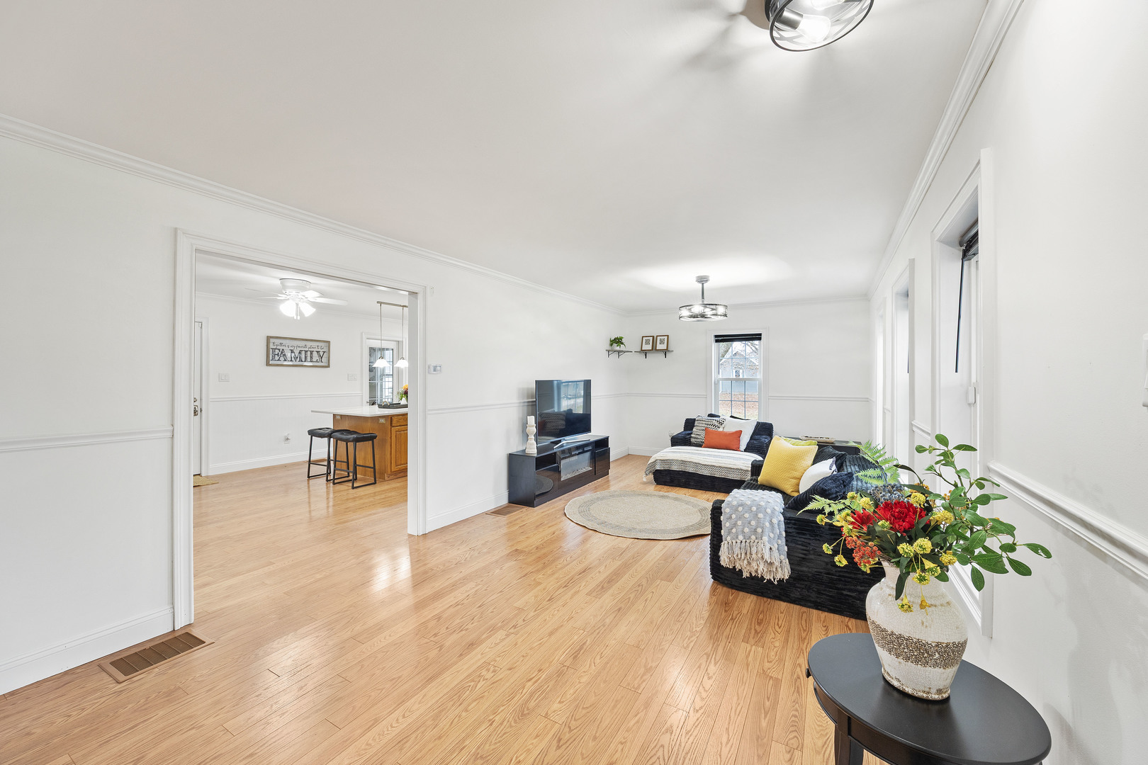 309 S Euclid Street, Colfax, IL 61728