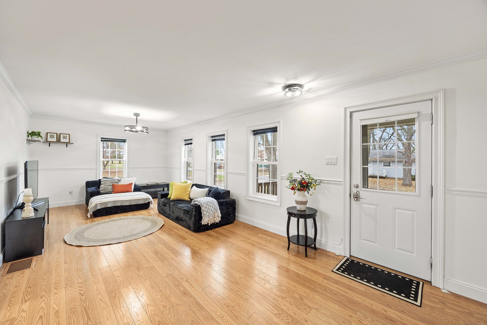 309 S Euclid Street, Colfax, IL 61728