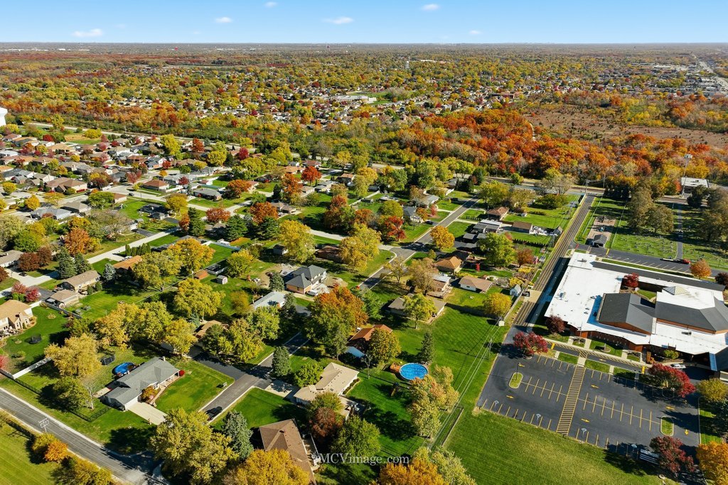 6929 157th Place, Tinley Park, IL 60477