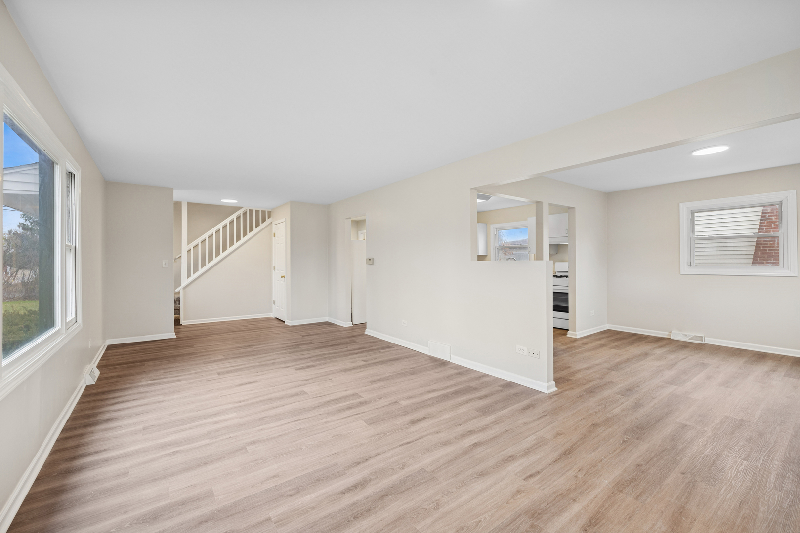 1520 N Park Drive, Round Lake Beach, IL 60073