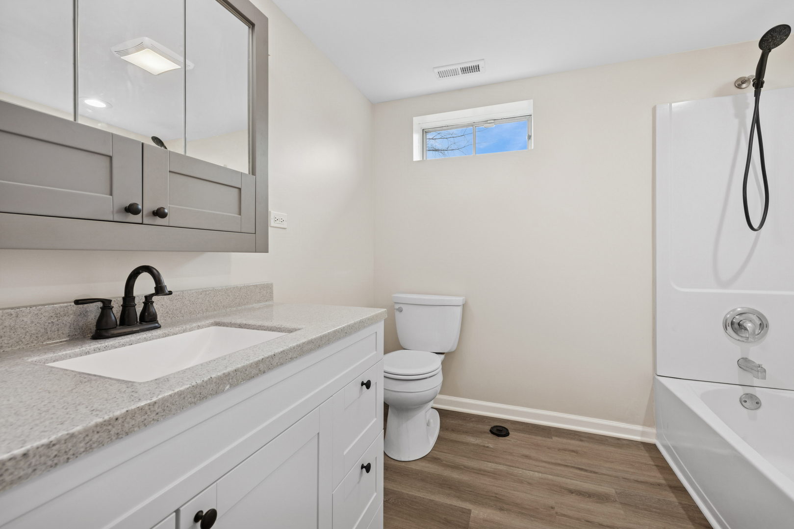 1520 N Park Drive, Round Lake Beach, IL 60073