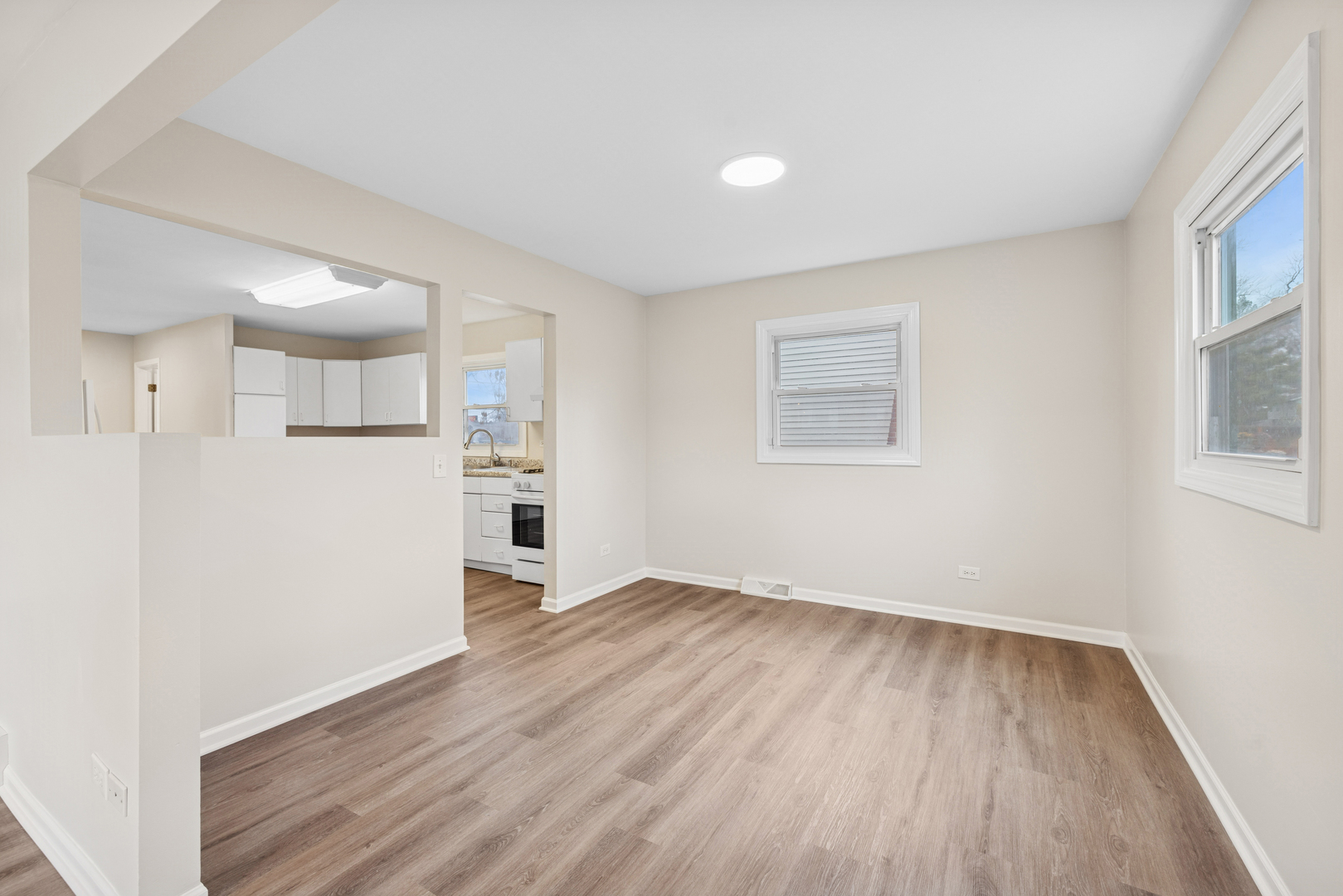 1520 N Park Drive, Round Lake Beach, IL 60073