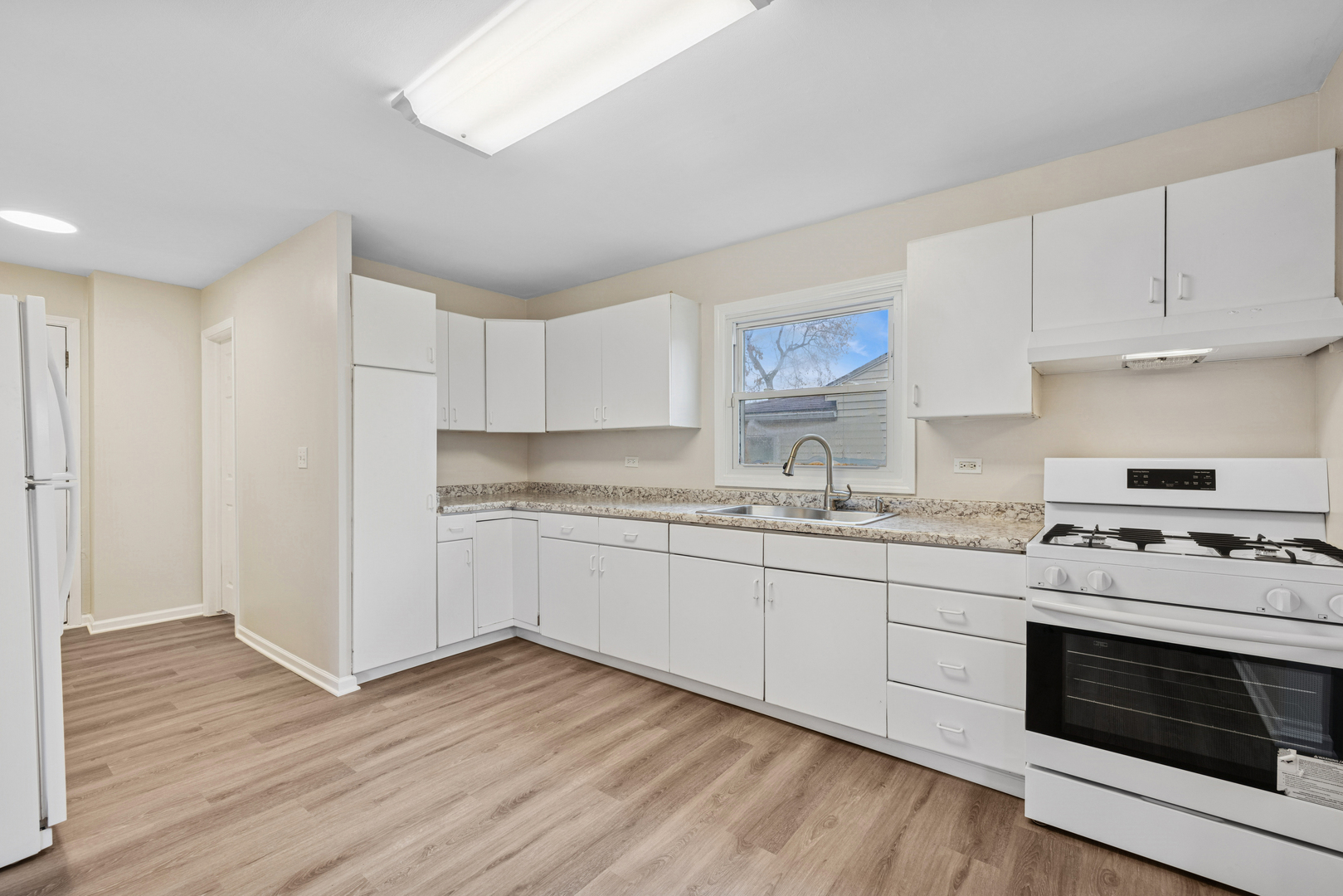 1520 N Park Drive, Round Lake Beach, IL 60073