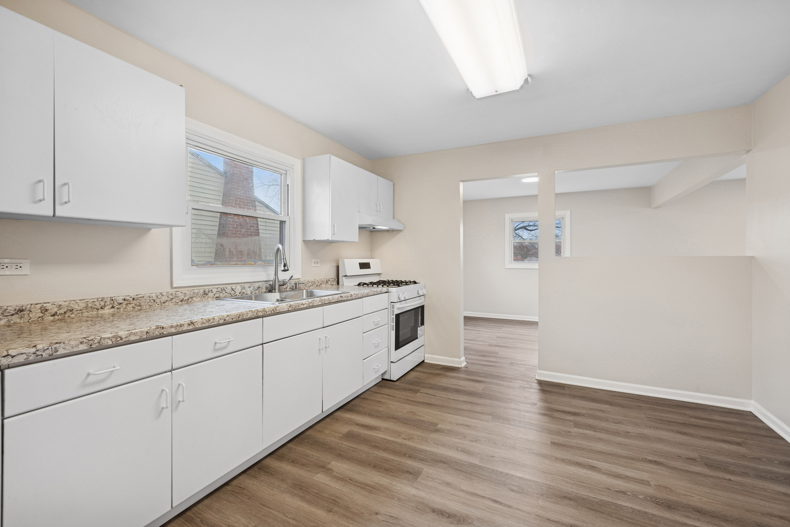 1520 N Park Drive, Round Lake Beach, IL 60073