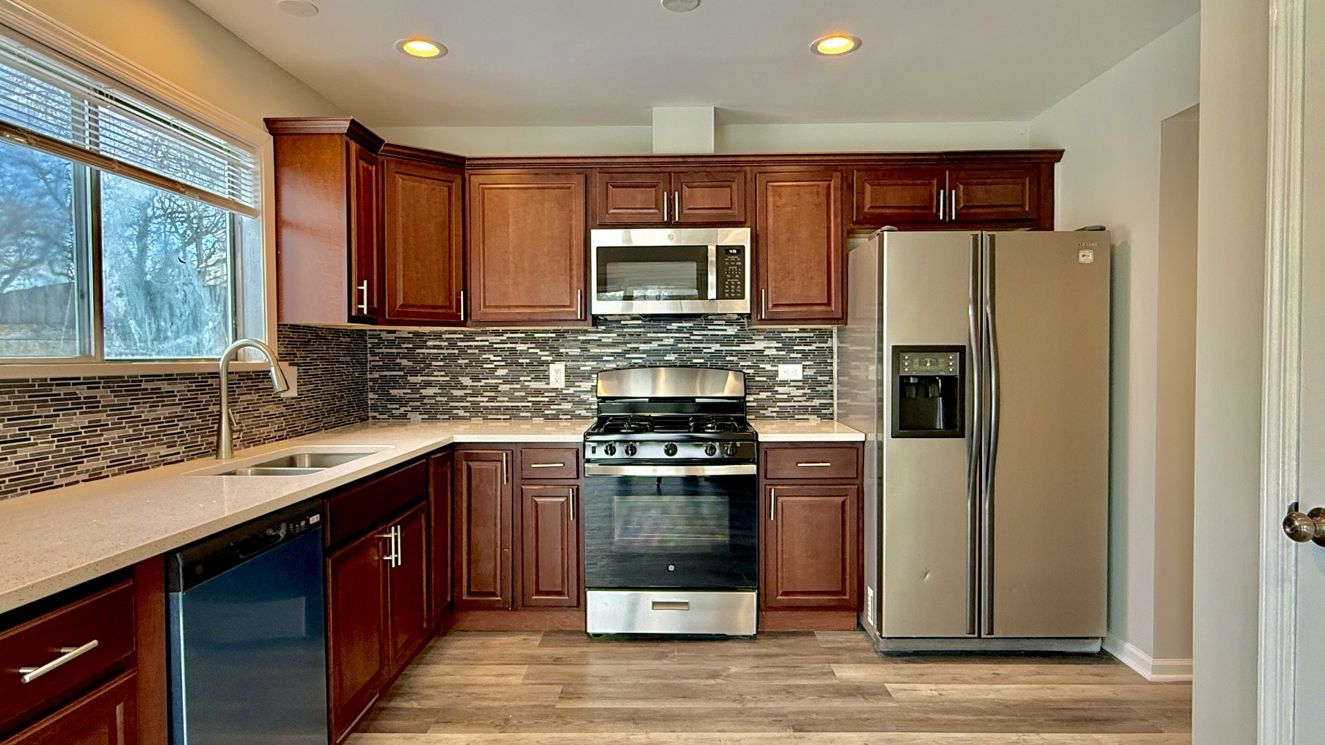 10 Rugby Court, Glendale Heights, IL 60139