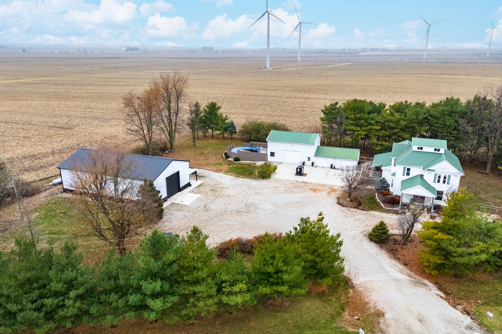 9993 Us Highway 150, Bloomington, IL 61705