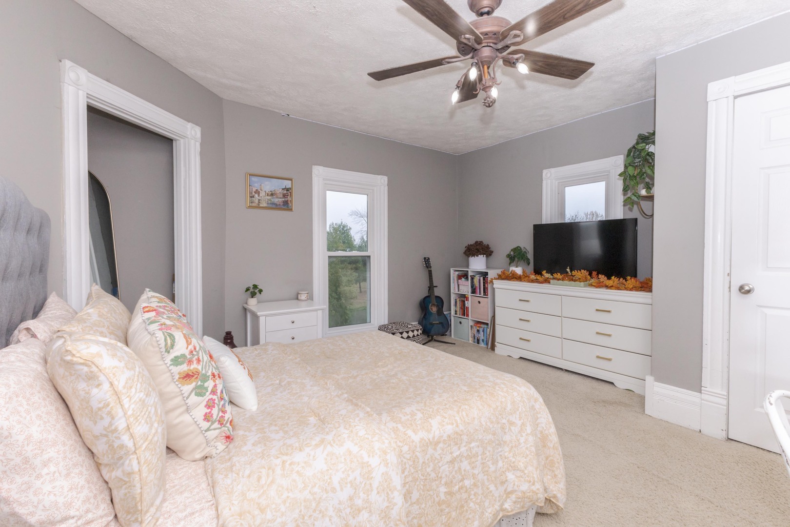 9993 Us Highway 150, Bloomington, IL 61705