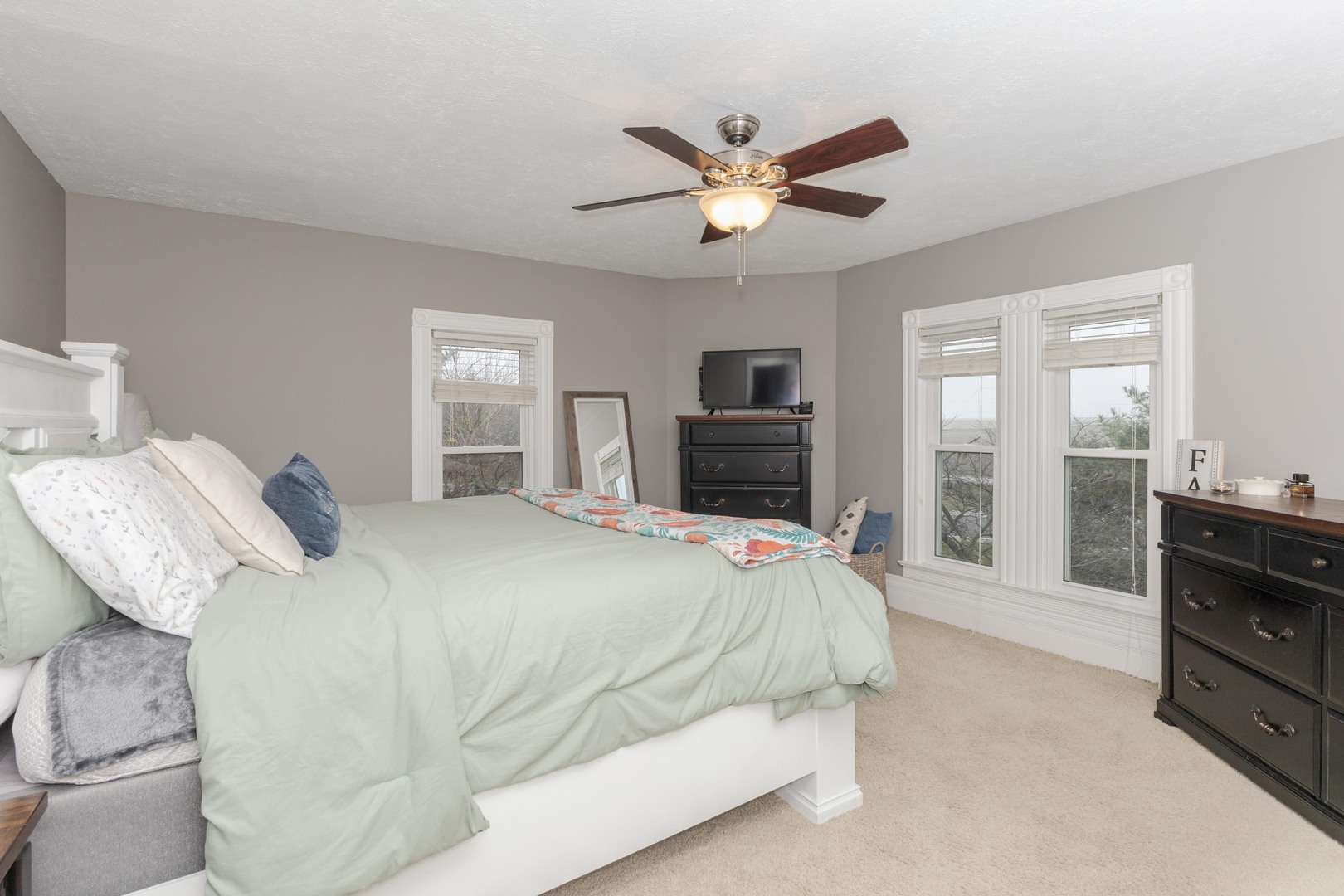 9993 Us Highway 150, Bloomington, IL 61705