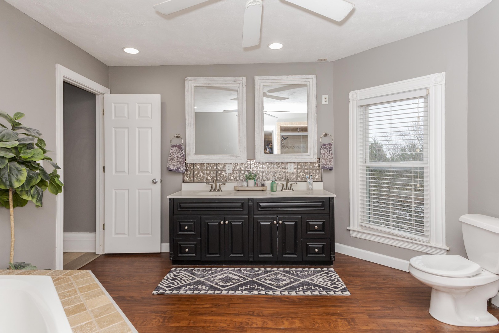 9993 Us Highway 150, Bloomington, IL 61705