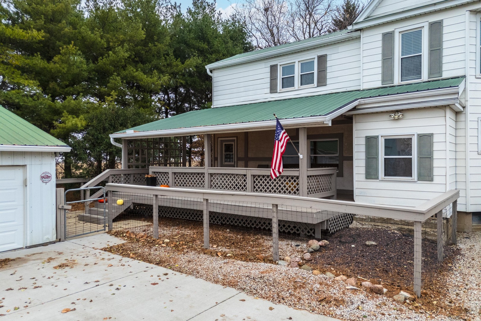 9993 Us Highway 150, Bloomington, IL 61705