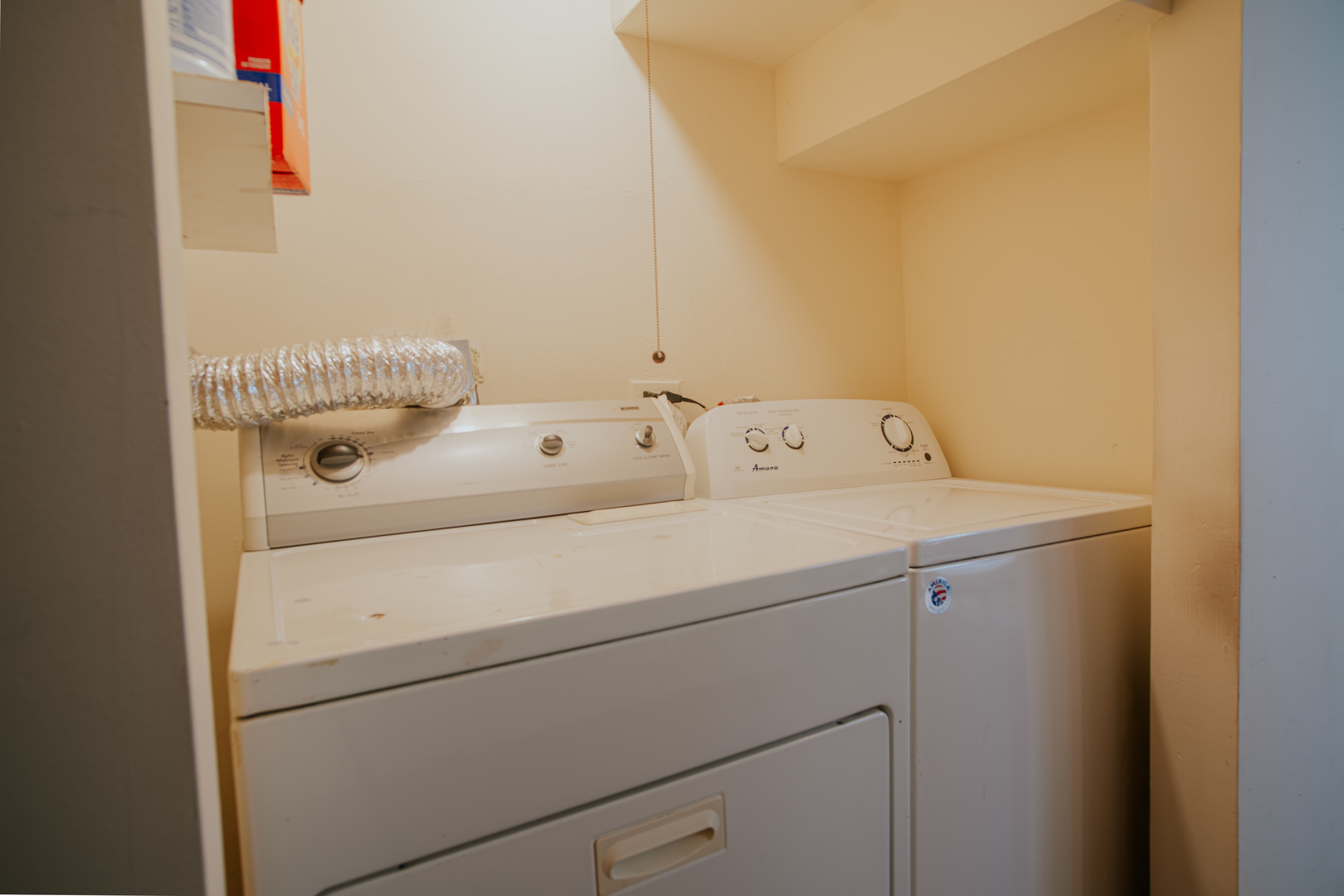 2130 W Potomac Avenue, Chicago, IL 60622