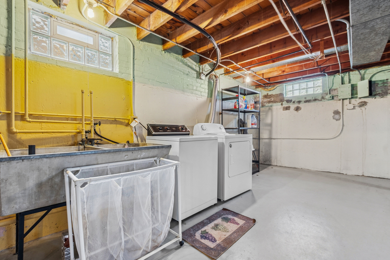 4266 W 81st Street, Chicago, IL 60652